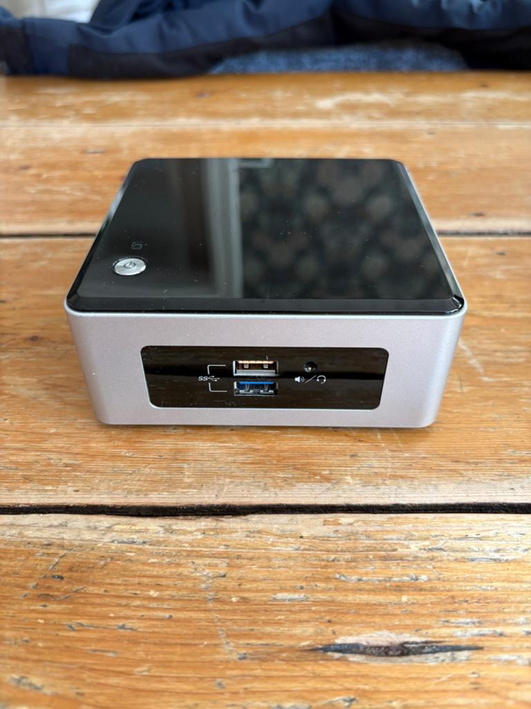 Intel NUC5CPYH Mini PC | 8GB RAM 120GB SSD | Home Assistant, Computers en Software, Barebones, Gebruikt, Ophalen of Verzenden
