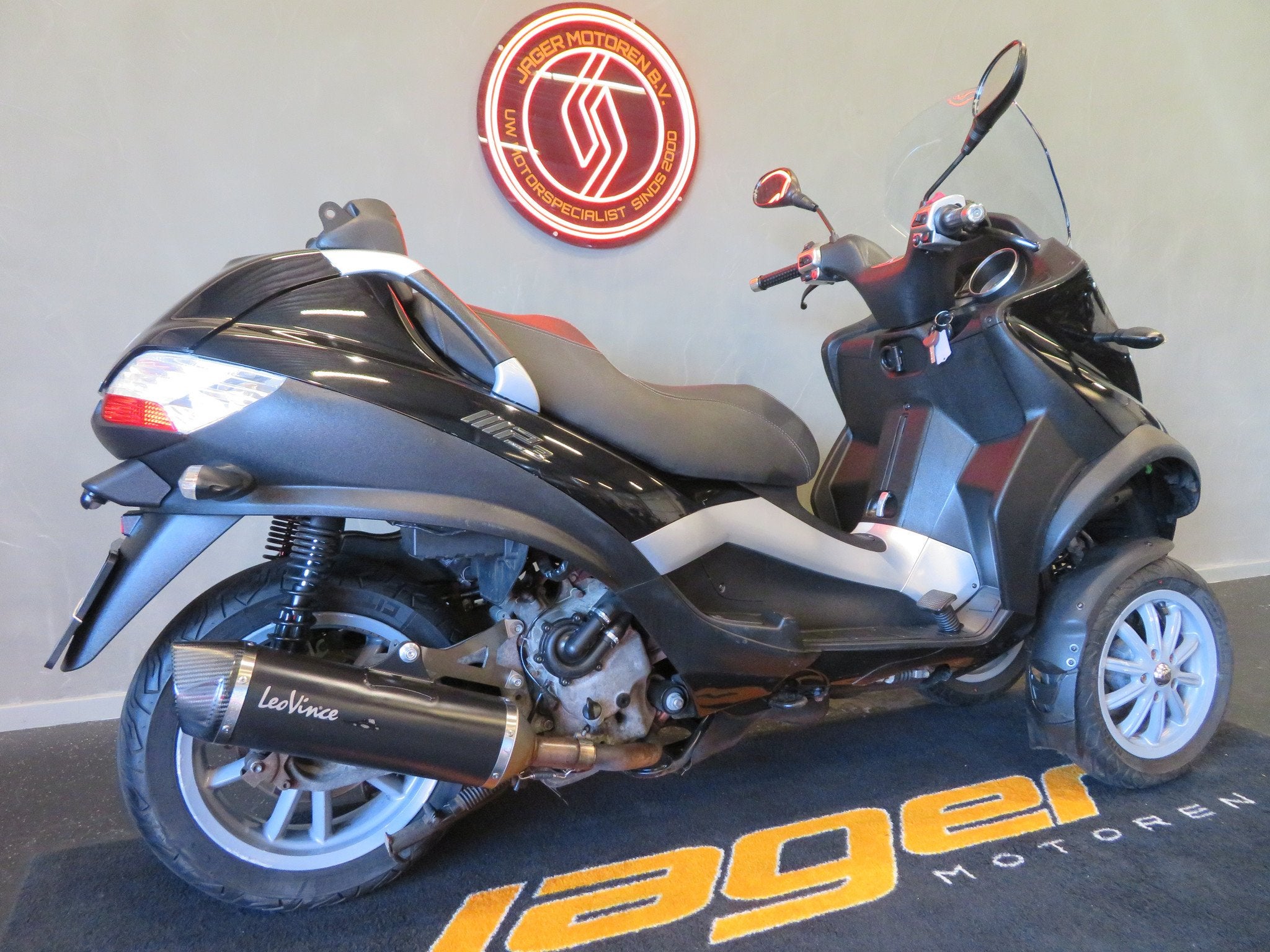 Piaggio MP3 400 LT MET VOETREM! (bj 2009), Scooter, Bedrijf, 399 cc, 12 t/m 35 kW