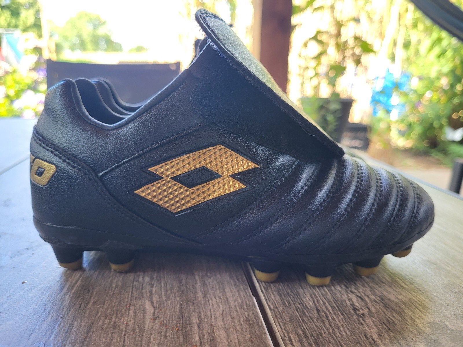 Lotto voetbalschoenen maat 31, klittenbandsluiting, Ophalen of Verzenden, Gebruikt, Schoenen