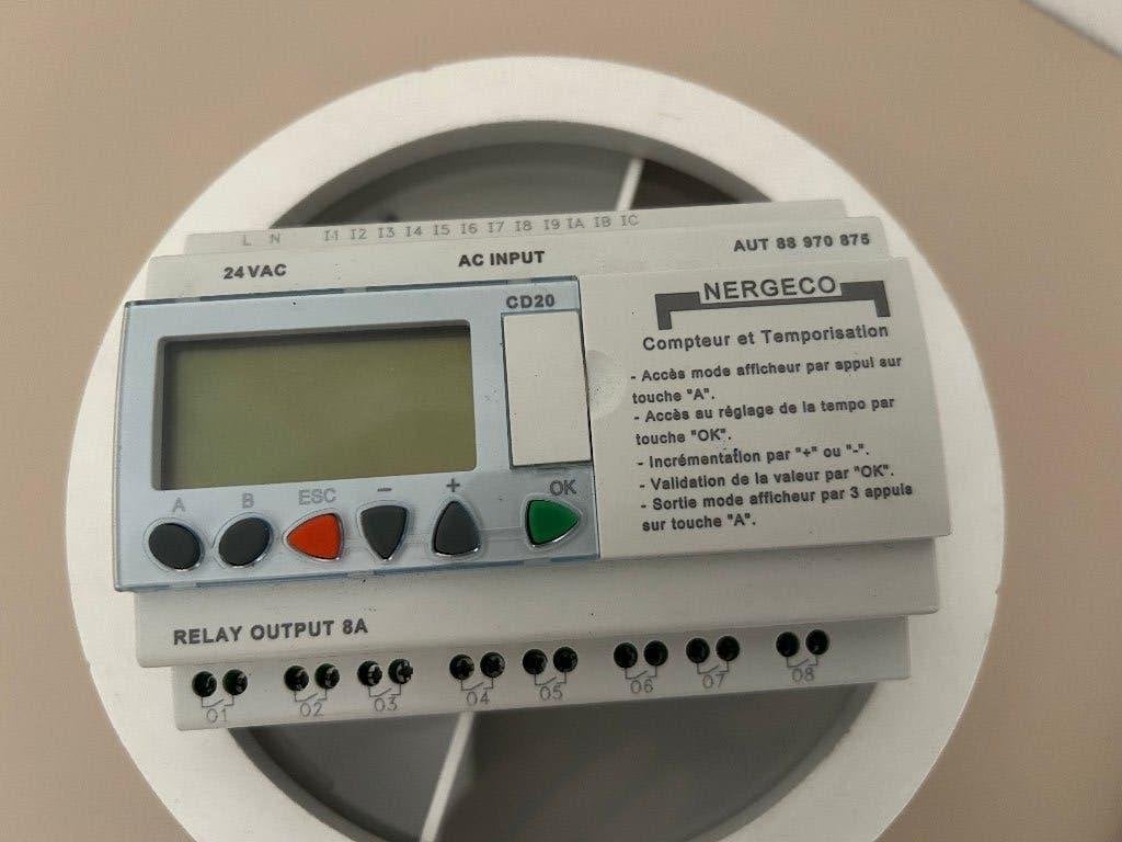 Crouzet CD20 PLC Nergeco Poortbesturing 24VAC Werkend, Hobby en Vrije tijd, Ophalen of Verzenden, Gebruikt