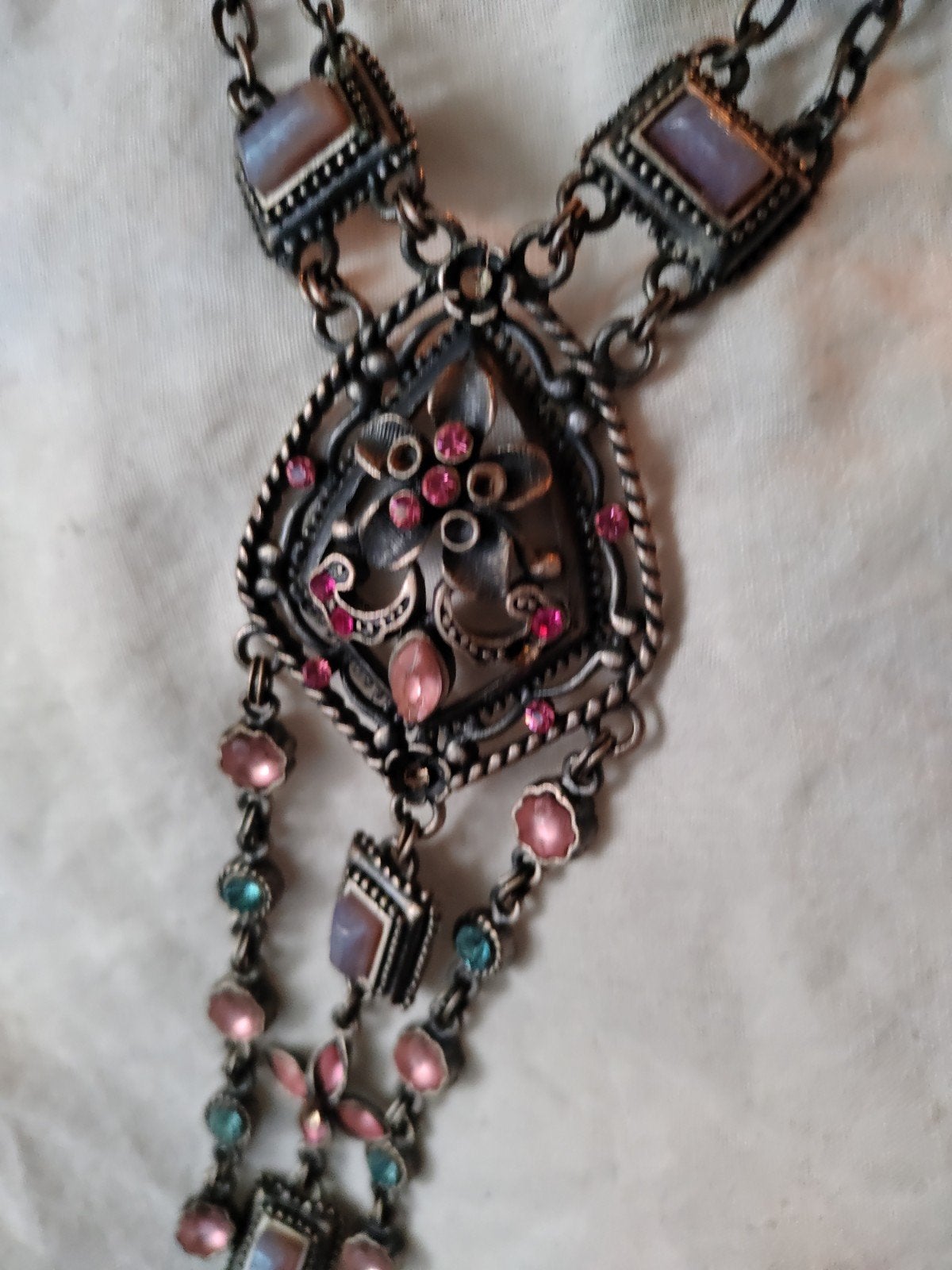 Ketting met zachte rose tinten, Ophalen of Verzenden, Nieuw, Roze, Overige materialen