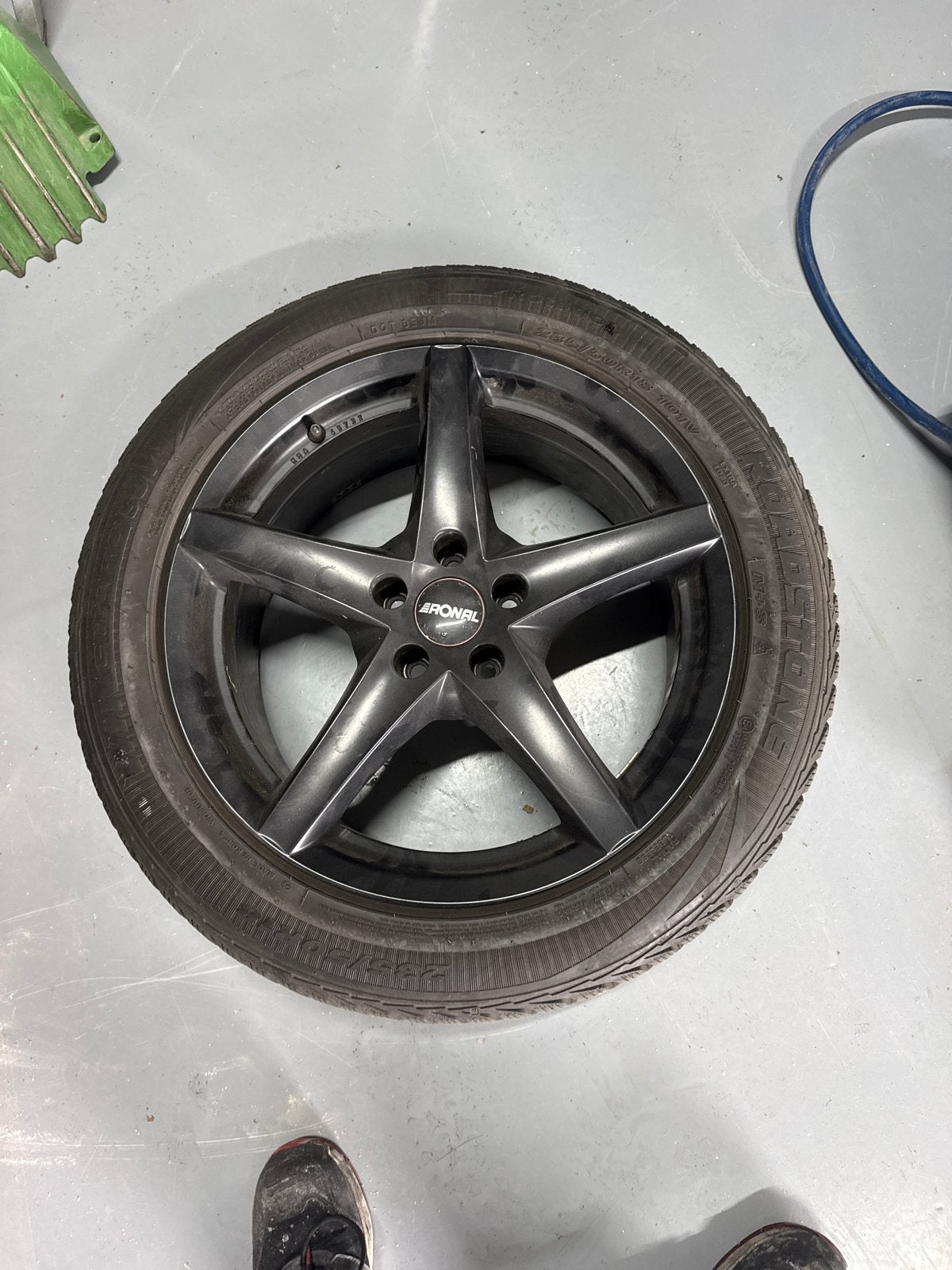 Ronal velgen met Firestone winterbanden - 18 inch, Ophalen of Verzenden, Gebruikt