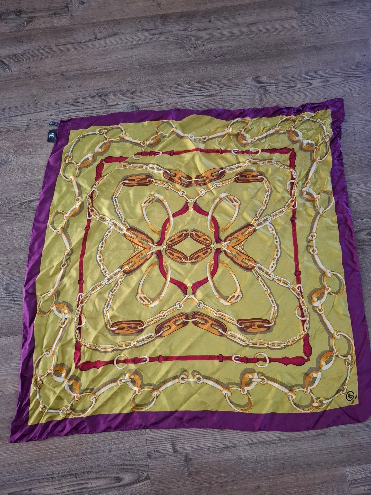 Bogner Sjaal 84 x 84 - Zijden Sjaal met Kettingprint, Kleding | Dames, Ophalen of Verzenden