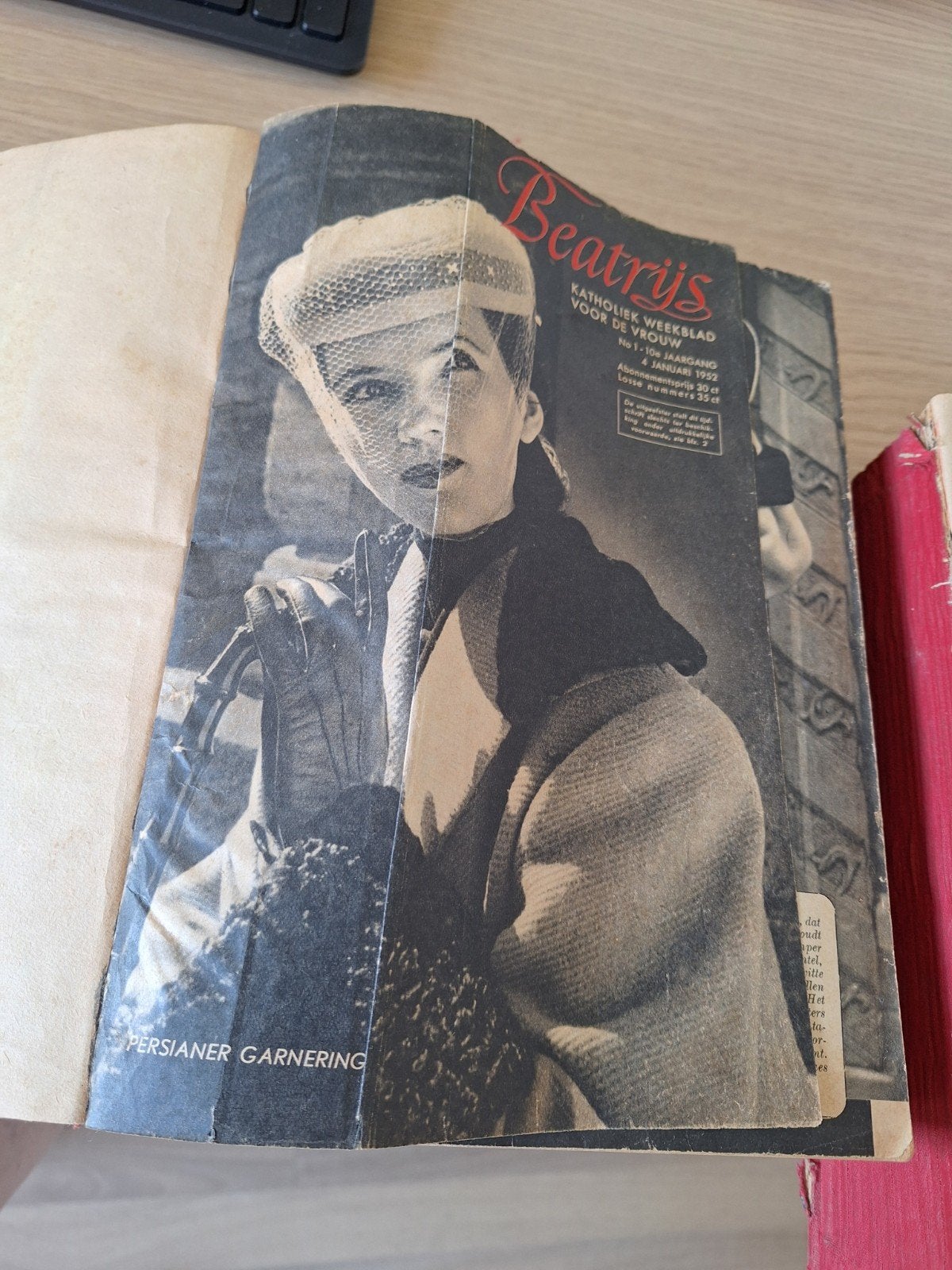 Jaargang Beatrijs 1952 - 2 gebonden sets, Ophalen, Gelezen