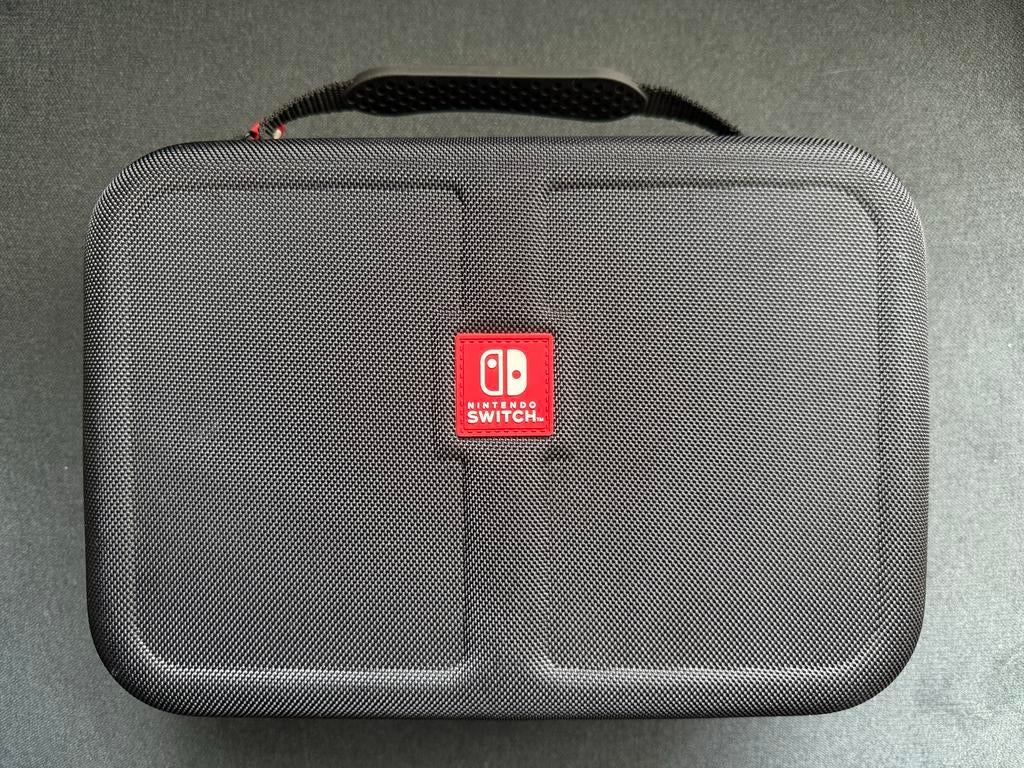 Game Traveler Nintendo Switch koffer, Ophalen of Verzenden, Zo goed als nieuw, Switch, Overige typen