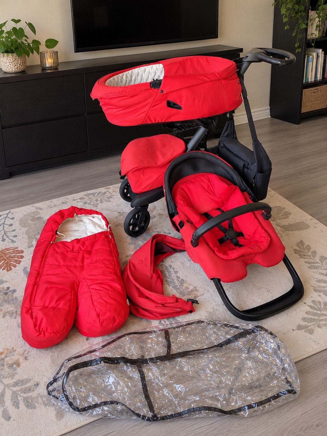Stokke kinderwagen met reiswieg en accessoires, Kinderen en Baby's, Gebruikt, Met reiswieg, Ophalen, Kinderwagen