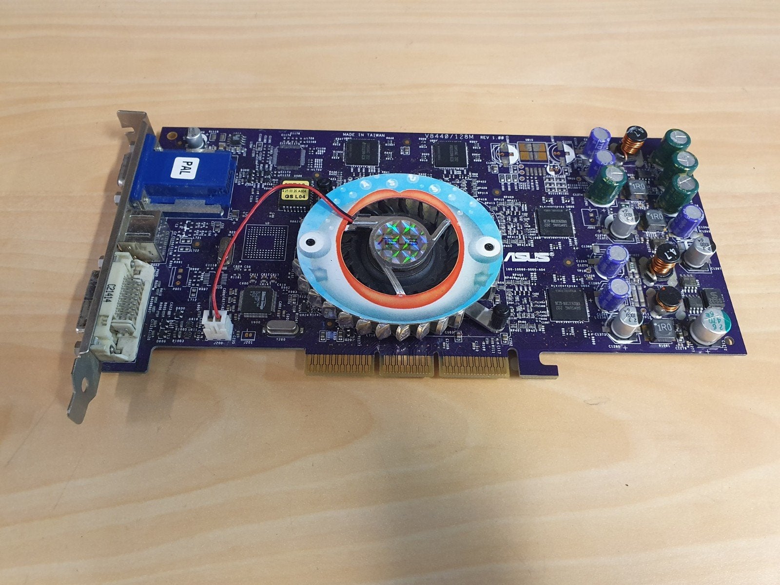 ASUS GeForce4 Ti 4400 128MB AGP Videokaart (Zeldzaam), Computers en Software, Videokaarten, ., Refurbished, Ophalen of Verzenden