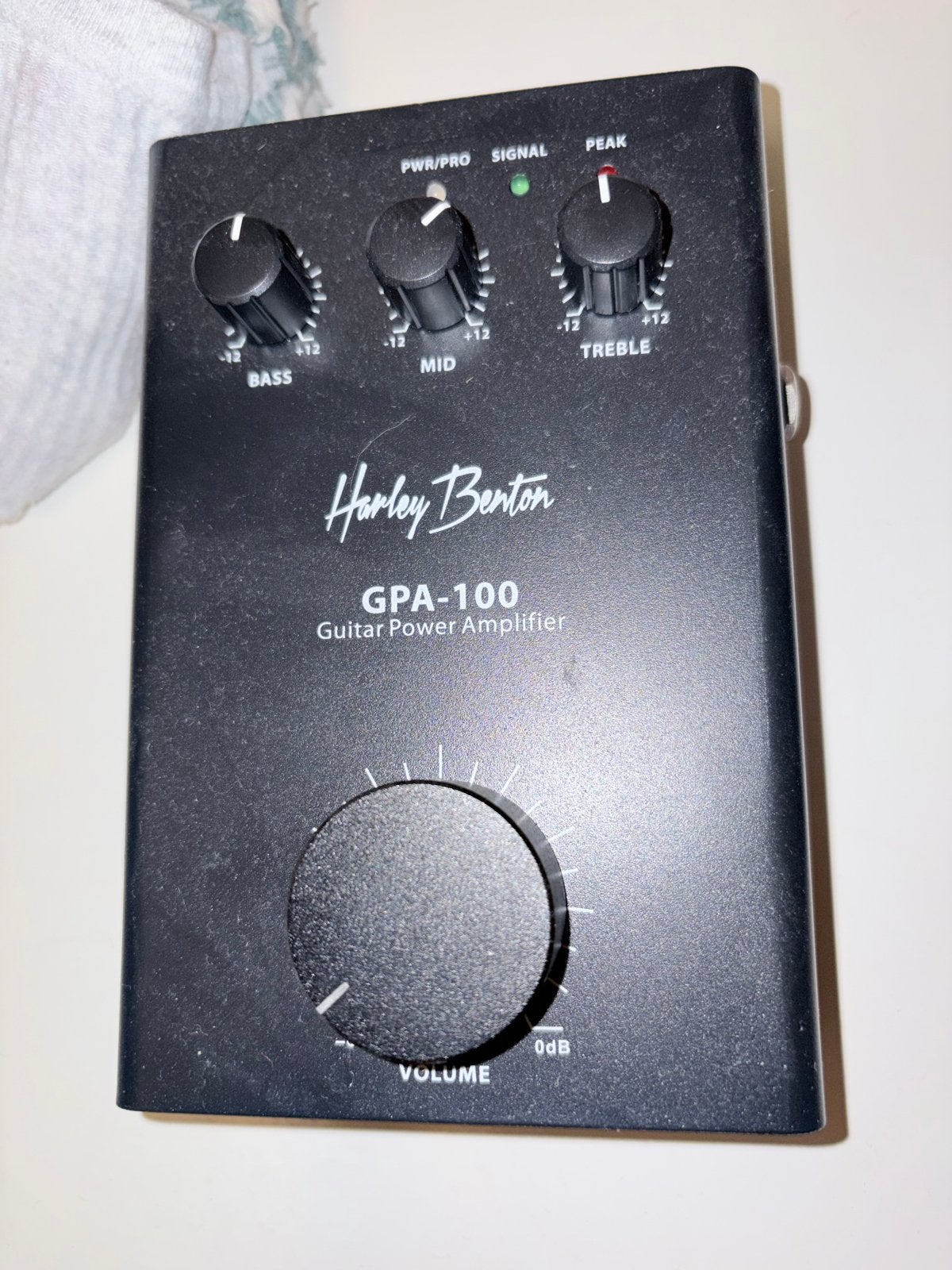 Harley Benton GPA-100 Gitaar Power Amplifier, Ophalen of Verzenden, Zo goed als nieuw, Gitaar, 100 watt of meer