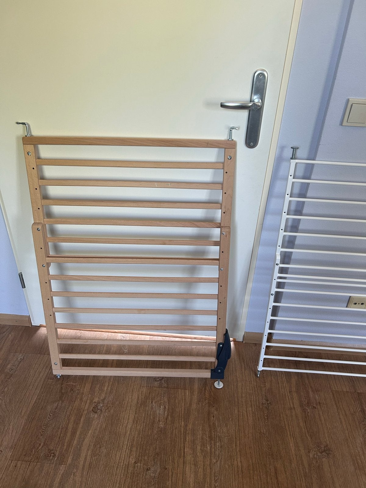 Houten en metalen kinderhekjes, Kinderen en Baby's, Traphekjes, Ophalen, Gebruikt, Klemhekje, Hout