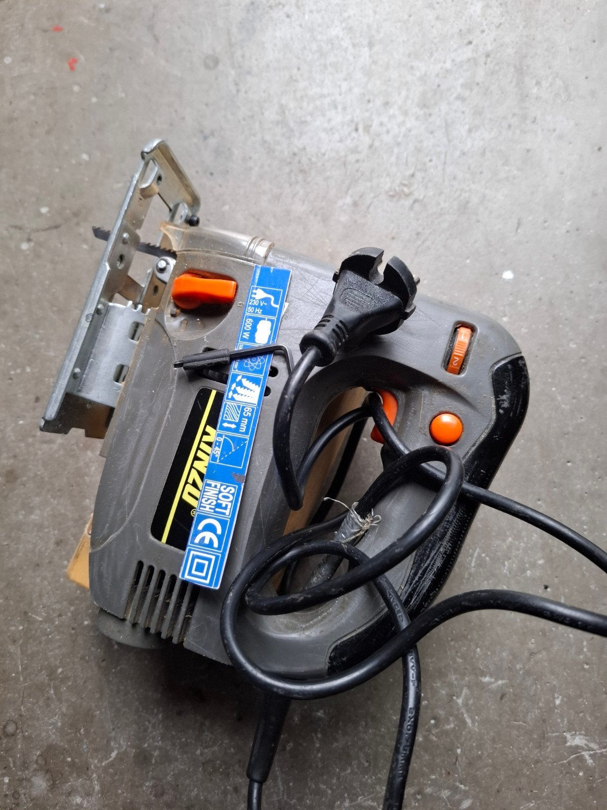 Kinzo Decoupeerzaag 600W - Zo goed als nieuw, Ophalen, Gebruikt, Kinzo, Decoupeerzaag
