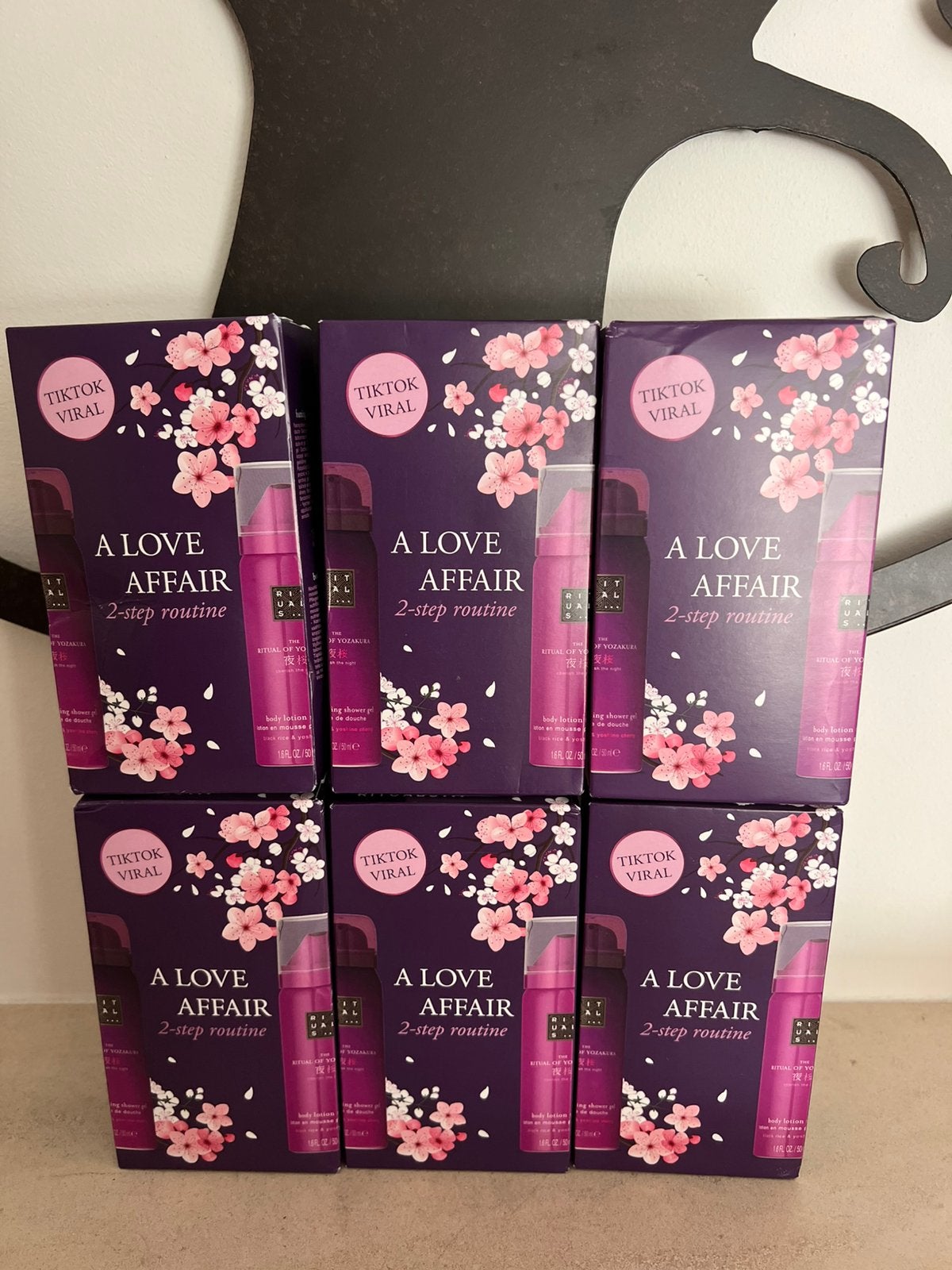 Rituals Yozakura travel set 6 stuks 💜 €75,- incl verzenden, Sieraden, Tassen en Uiterlijk, Uiterlijk | Lichaamsverzorging, Ophalen of Verzenden