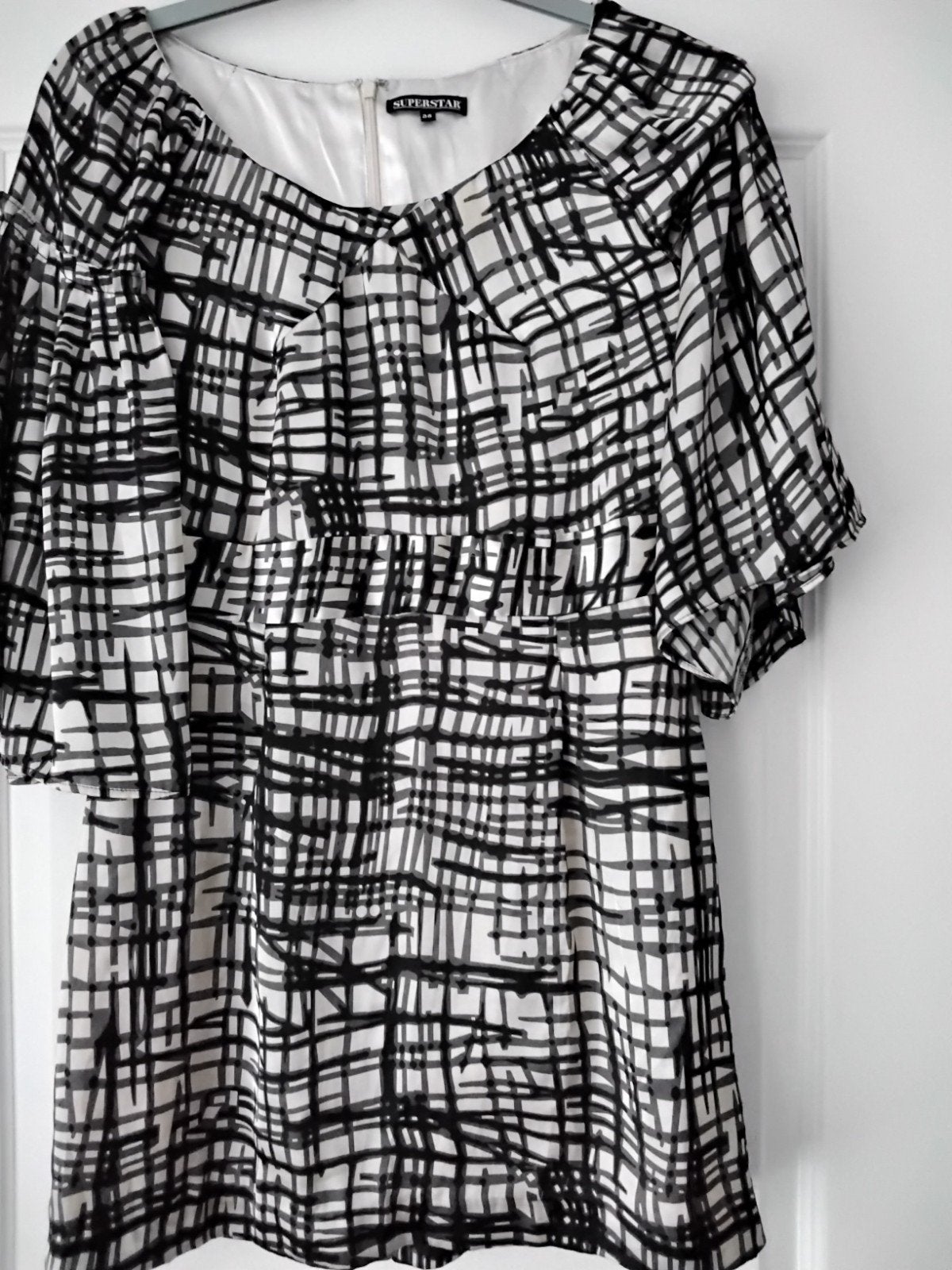 Superstar jurk maat 38 in perfecte staat, Kleding | Dames, Jurken, Maat 38/40 (M), Zwart, Ophalen of Verzenden, Zo goed als nieuw