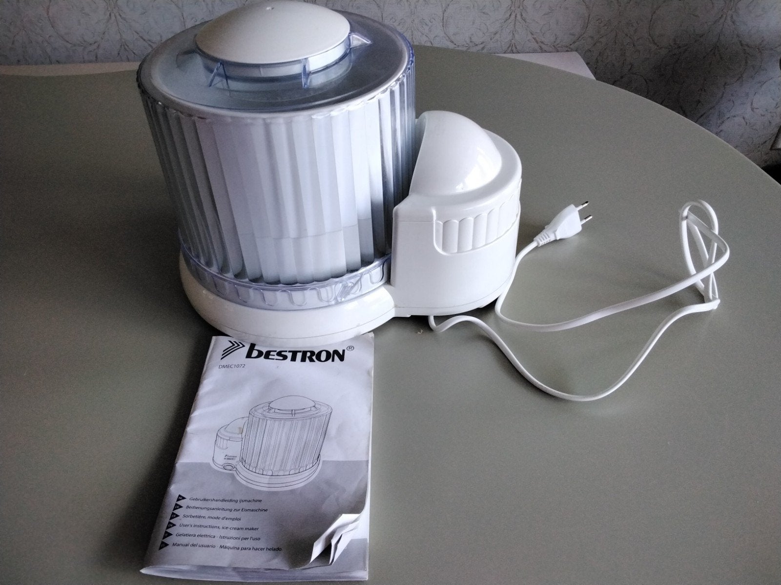Bestron ijsmachine compleet met handleiding, Ophalen, 3 snelheden of meer