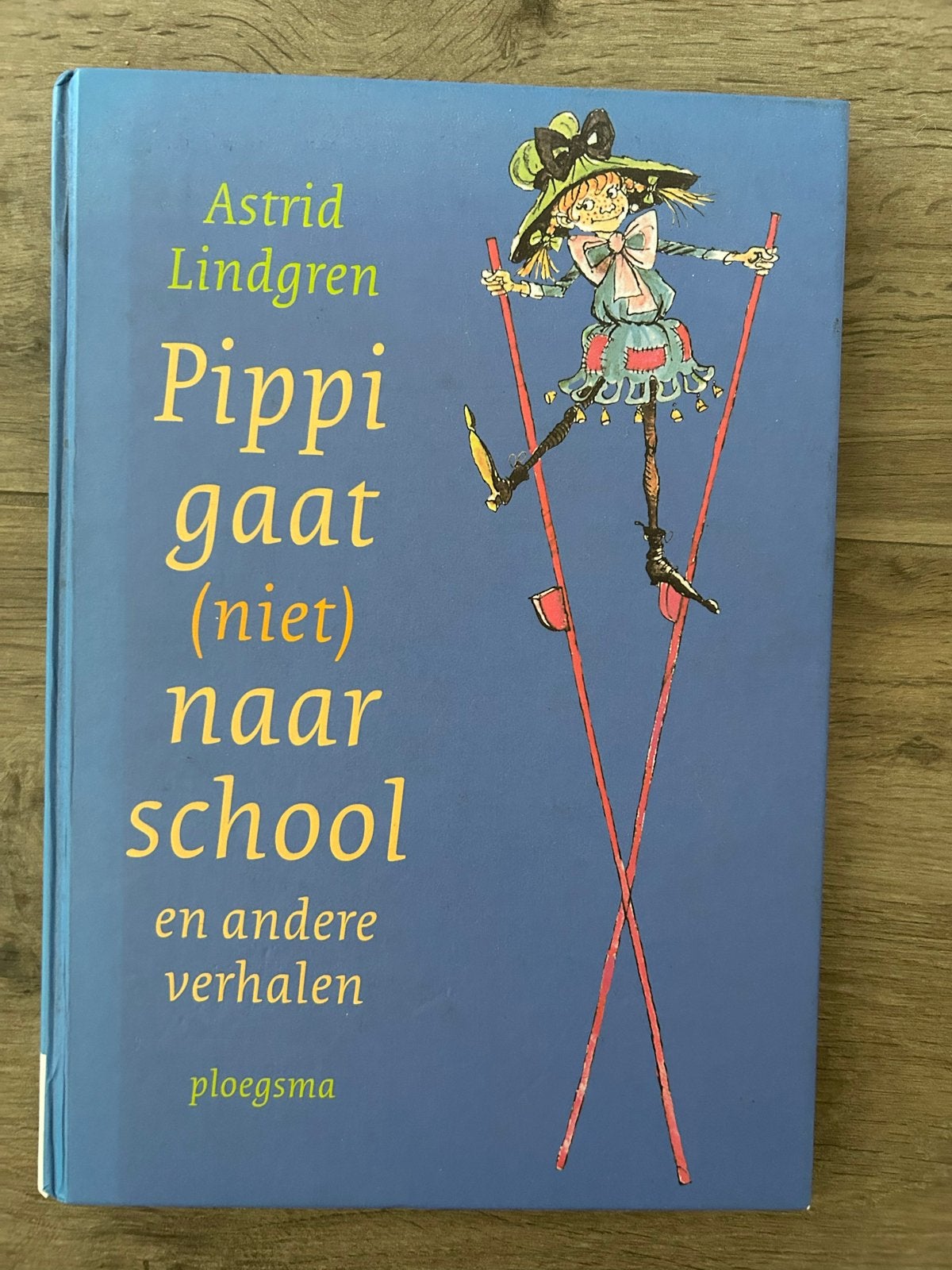 Pippi gaat (niet) naar school en andere verhalen - Astrid Li, Ophalen of Verzenden, Zo goed als nieuw, Fictie