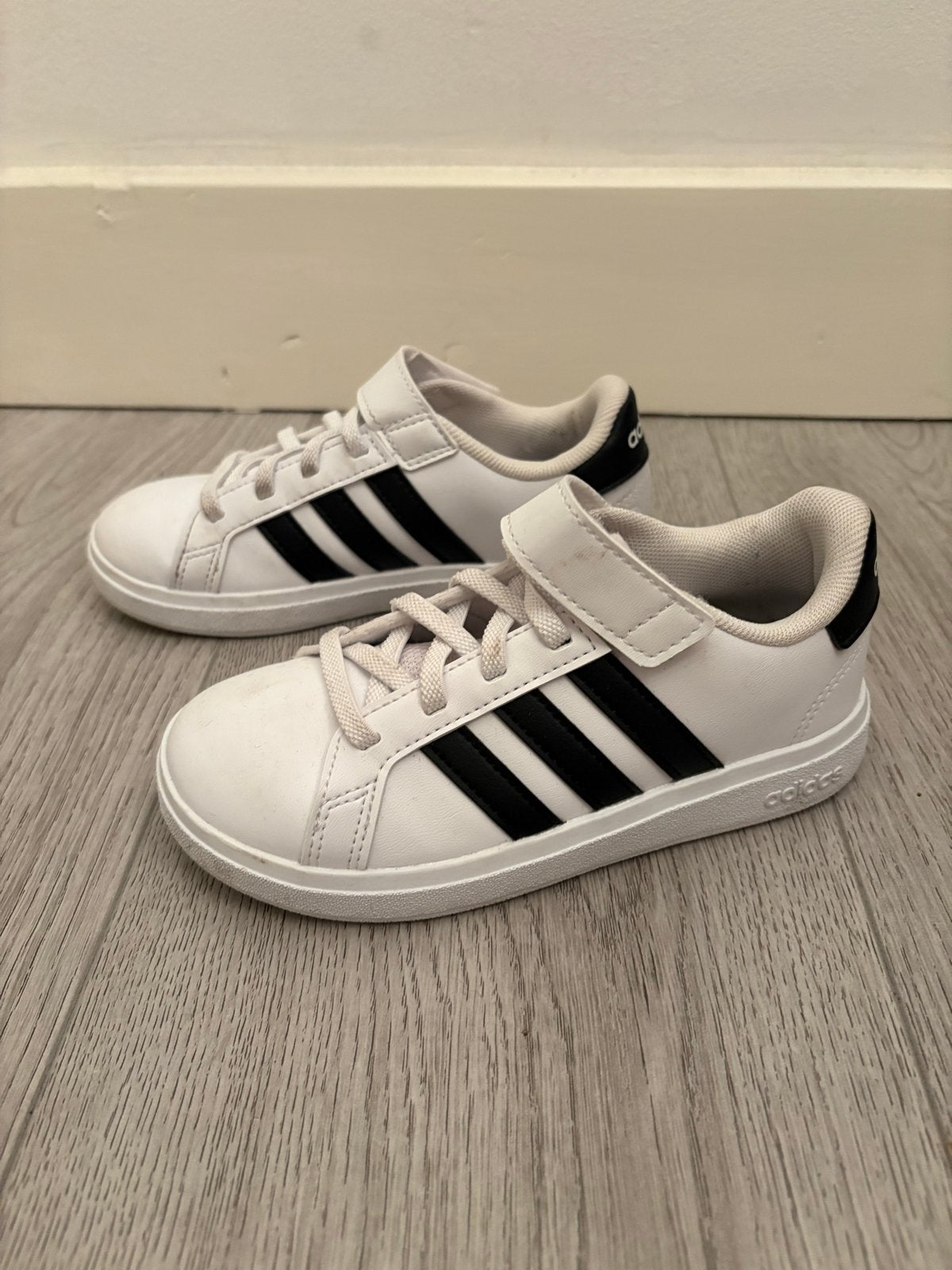 Adidas Superstar schoenen maat 29 - Zo goed als nieuw, Verzenden, Zo goed als nieuw, Jongen of Meisje, Schoenen