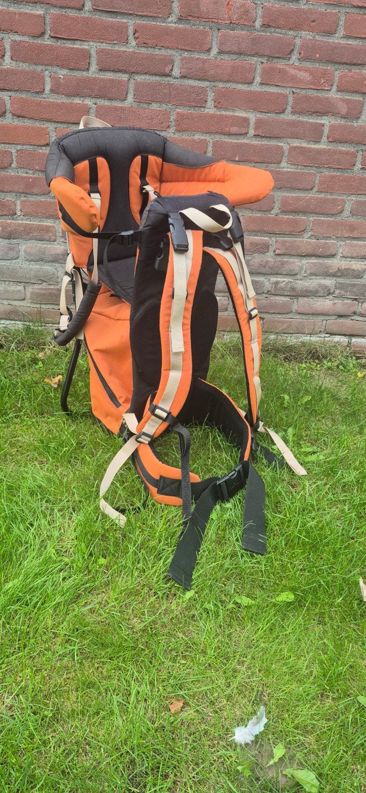 Nomad Draagzak - Oranje/Zwart - Max 15kg, Kinderen en Baby's, Zo goed als nieuw, Rug, Draagzak, Ophalen