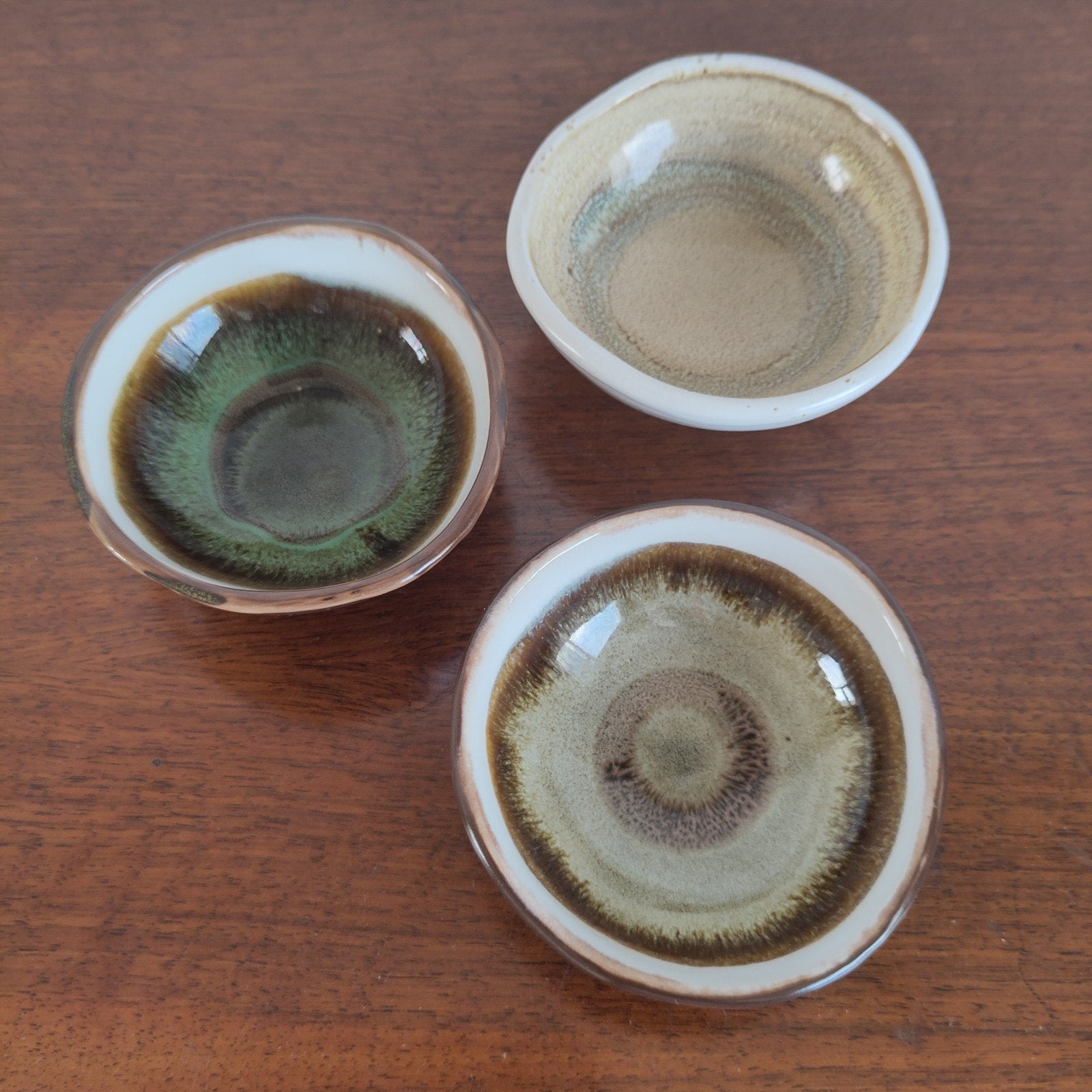 Drie mica tapas of olie schaaltjes, Huis en Inrichting, Keramiek, Ophalen of Verzenden, Overige stijlen, Schaal of Schalen