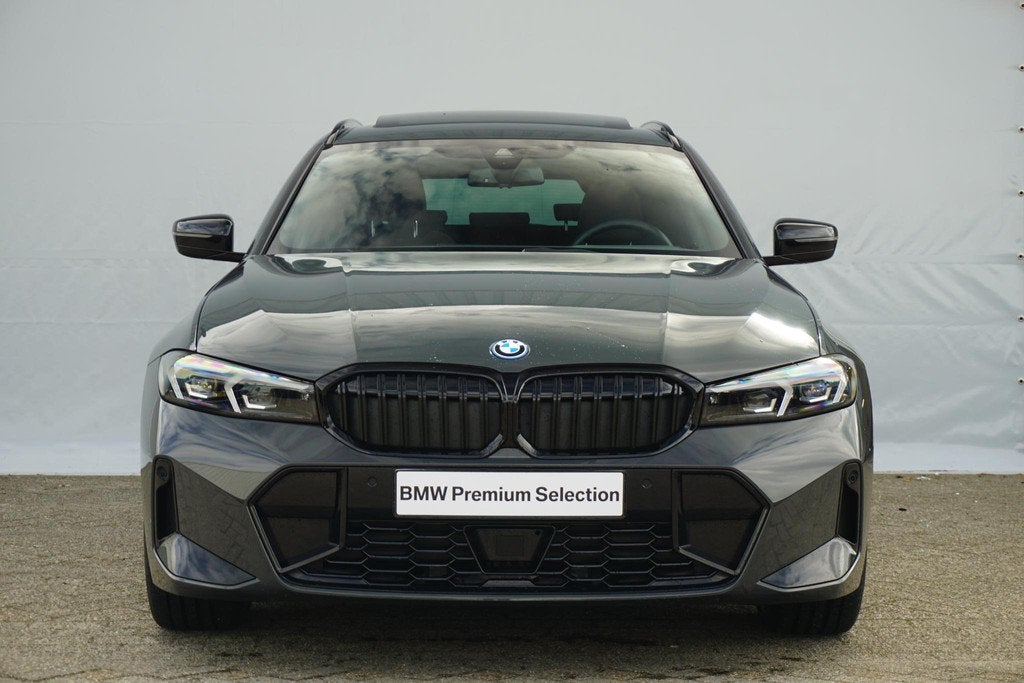 BMW 3 Serie Touring 320e M Sportpakket Pro 19'' / Panoramada, Auto's, BMW, Gebruikt, 4 cilinders, 120 €/maand, 3-Serie