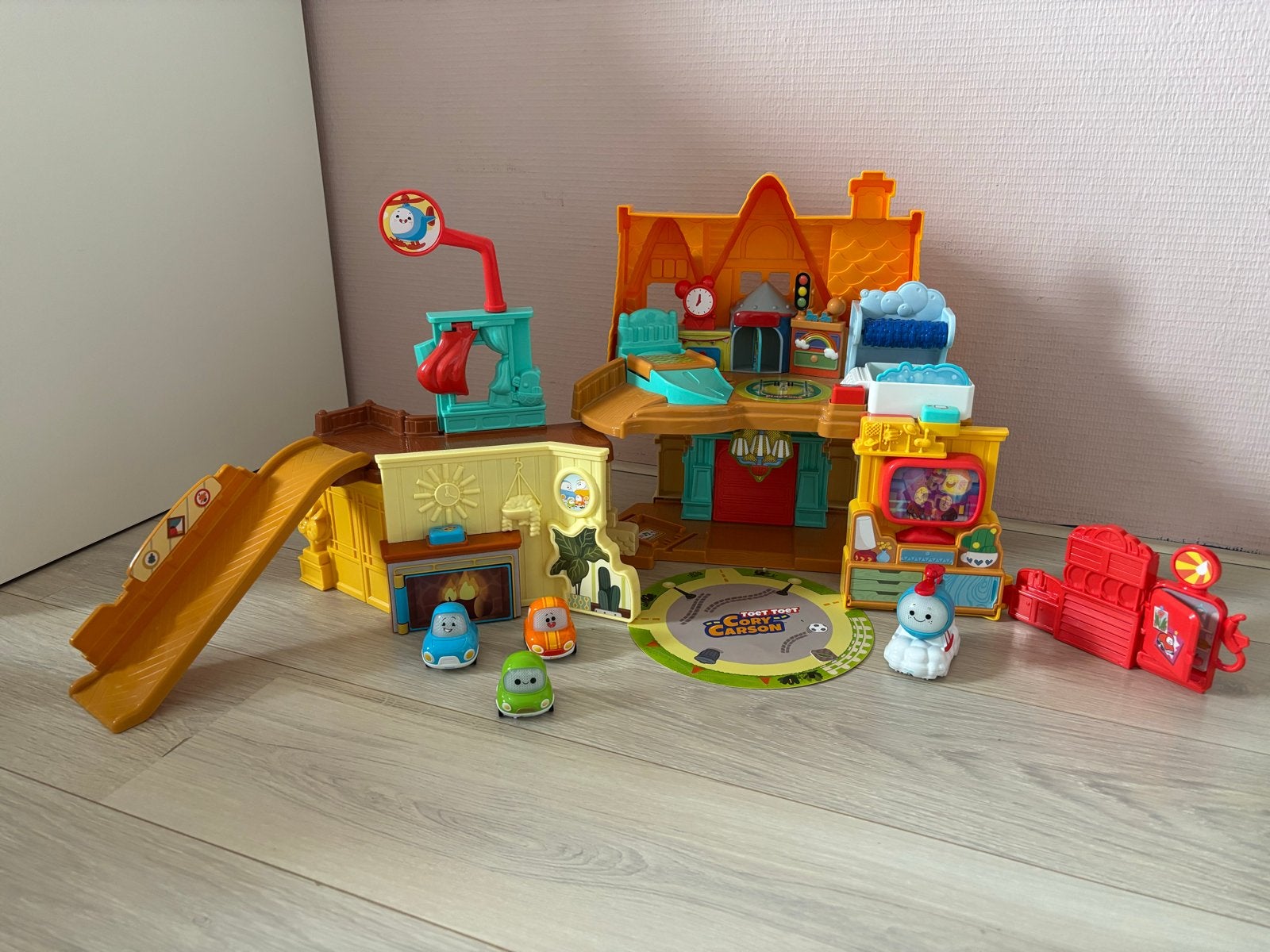 Toet Toet Cory Carson Speelset Huis met 4 Auto's, Ophalen of Verzenden, Zo goed als nieuw, Jongen of Meisje
