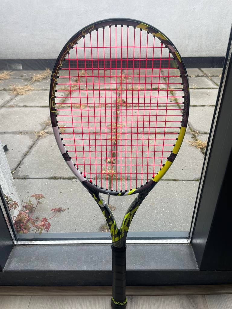 Babolat Pure Aero 2023 (L2) –  slechts één keer bespeeld, Sport en Fitness, Tennis, Zo goed als nieuw, Racket, Babolat, Ophalen