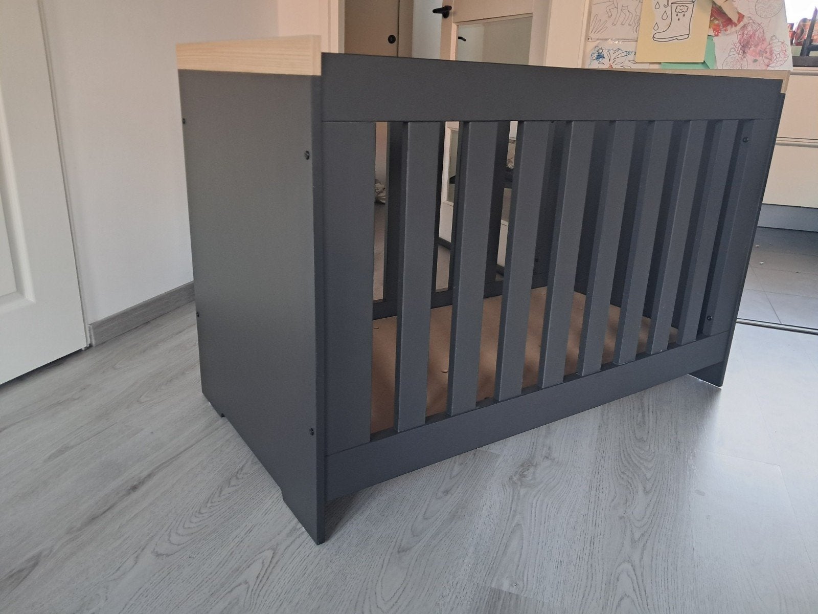 Interbaby Ledikant met matras, Ophalen, Zo goed als nieuw, Eenpersoons, Hout