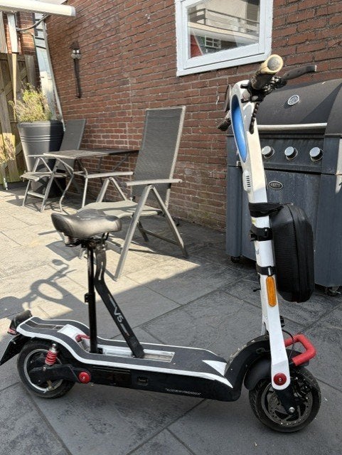 Veeley v5 elektrische step l Wit. september 2025, Ophalen, Zo goed als nieuw, Elektrische step (E-scooter), Veeley v5