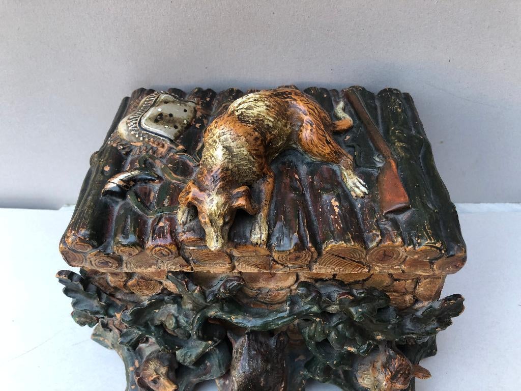 Majolica sierdoos van Hugo Lonitz ( 1880-1900)Tabak, Ophalen of Verzenden
