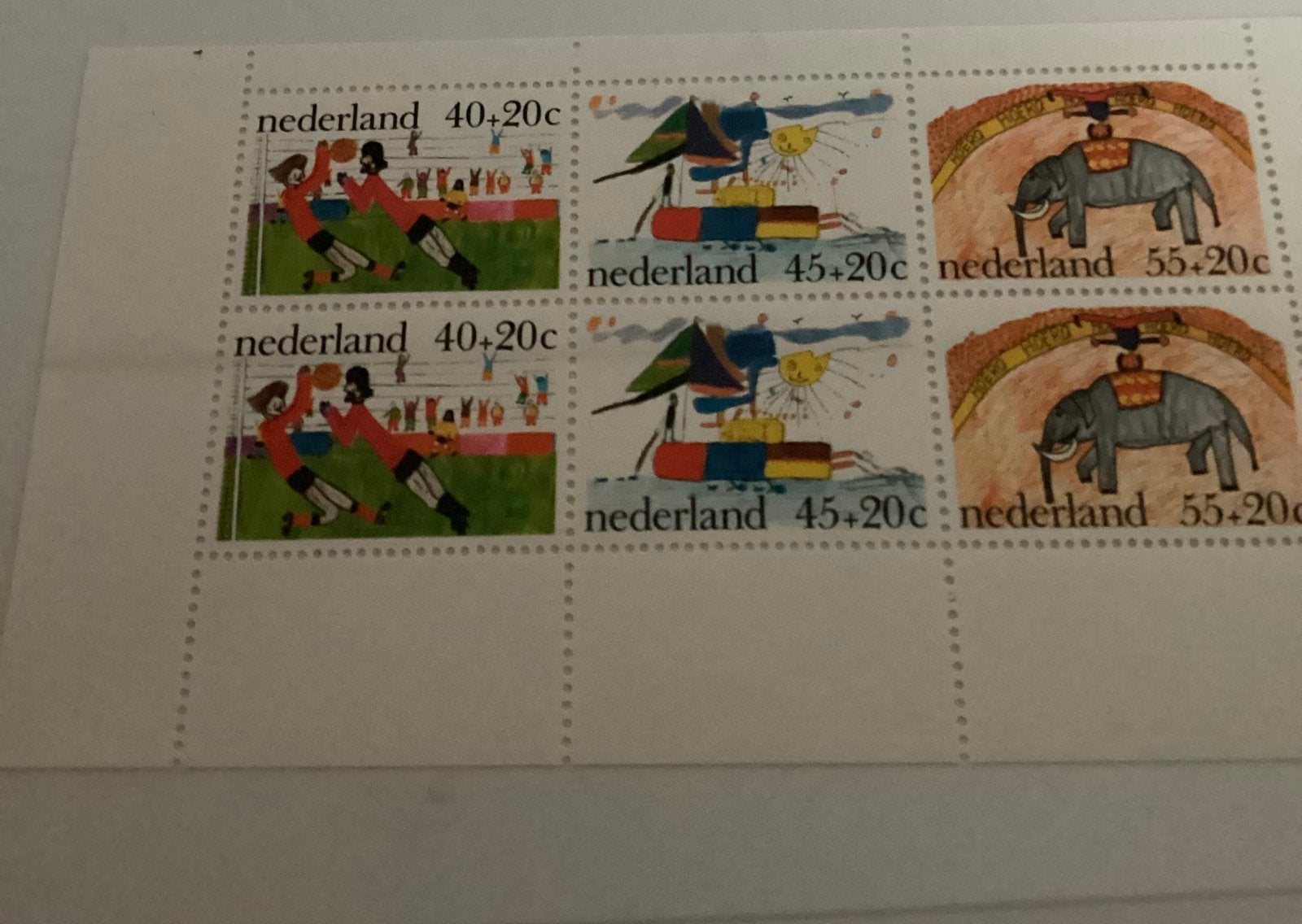 Kinderpostzegels Nederland 1976 – postfris met originele gom, Ophalen of Verzenden, Na 1940, Postfris