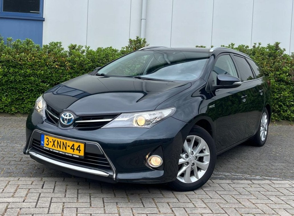 TOYOTA Auris 1.8 Hybrid Automaat Lease, Auto's, Euro 5, Stof, Gebruikt, Zwart
