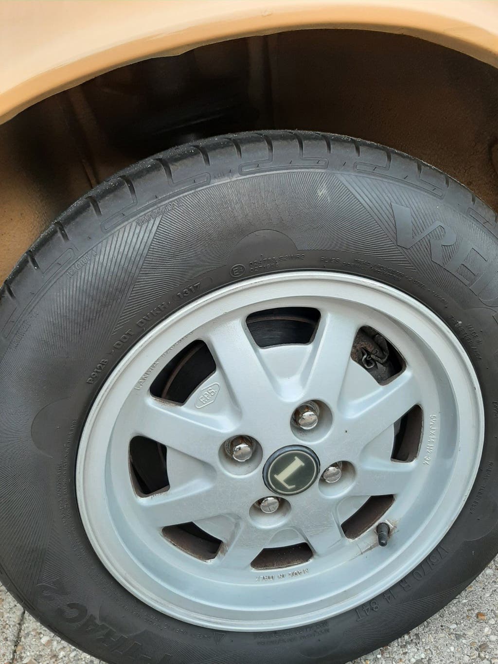 zeer unieke en mooie lancia beta 1300 coupe, foto 8