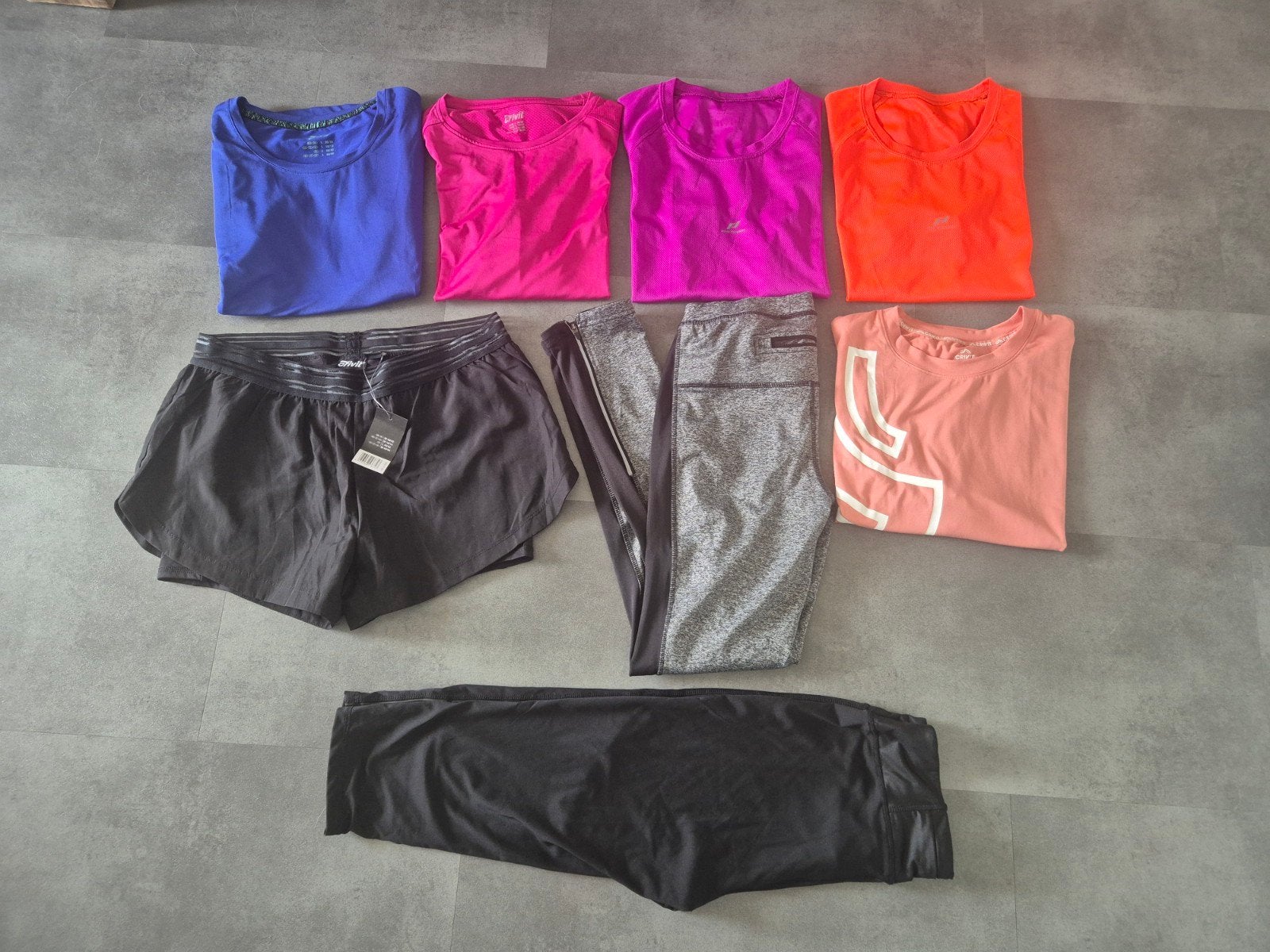 Dameskleding hardlooppakket - shirts, short, leggings, Ophalen of Verzenden, Nieuw, Maat 36 (S), Hardlopen of Fietsen