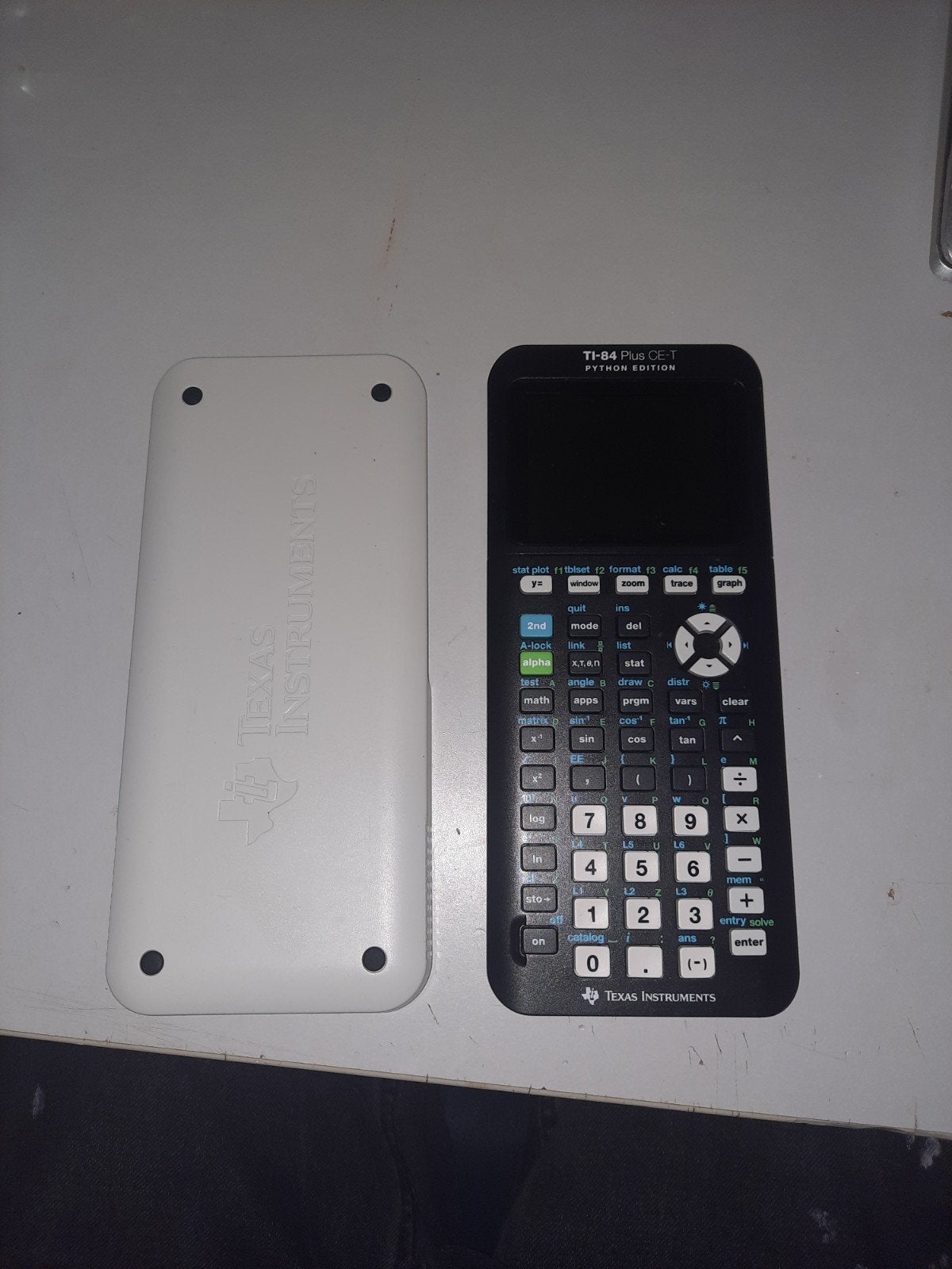 TI-84 Plus CE-T python edition grafische rekenmachine, Ophalen of Verzenden, Grafische rekenmachine, Zo goed als nieuw