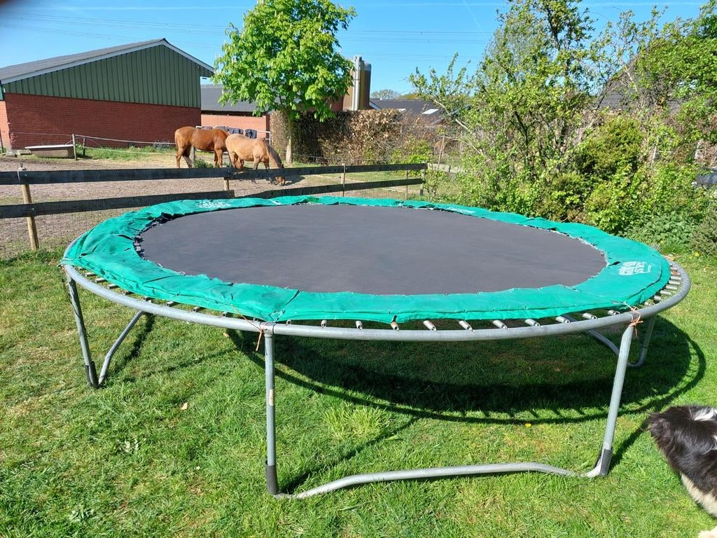 Trampoline 4.20, Ophalen, Gebruikt
