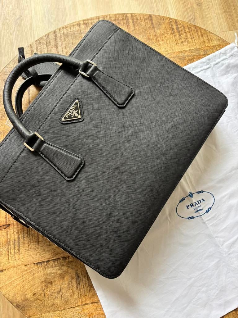 Prada Tas, Computers en Software, Laptoptassen, Zo goed als nieuw, Aktetas, 13 inch, Ophalen of Verzenden