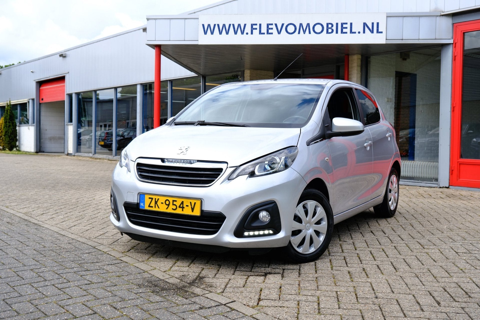 Peugeot 108
