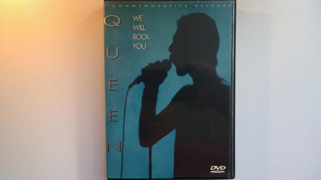 Queen - We Will Rock You Commemorative Release (DVD), Alle leeftijden, Ophalen of Verzenden, Zo goed als nieuw