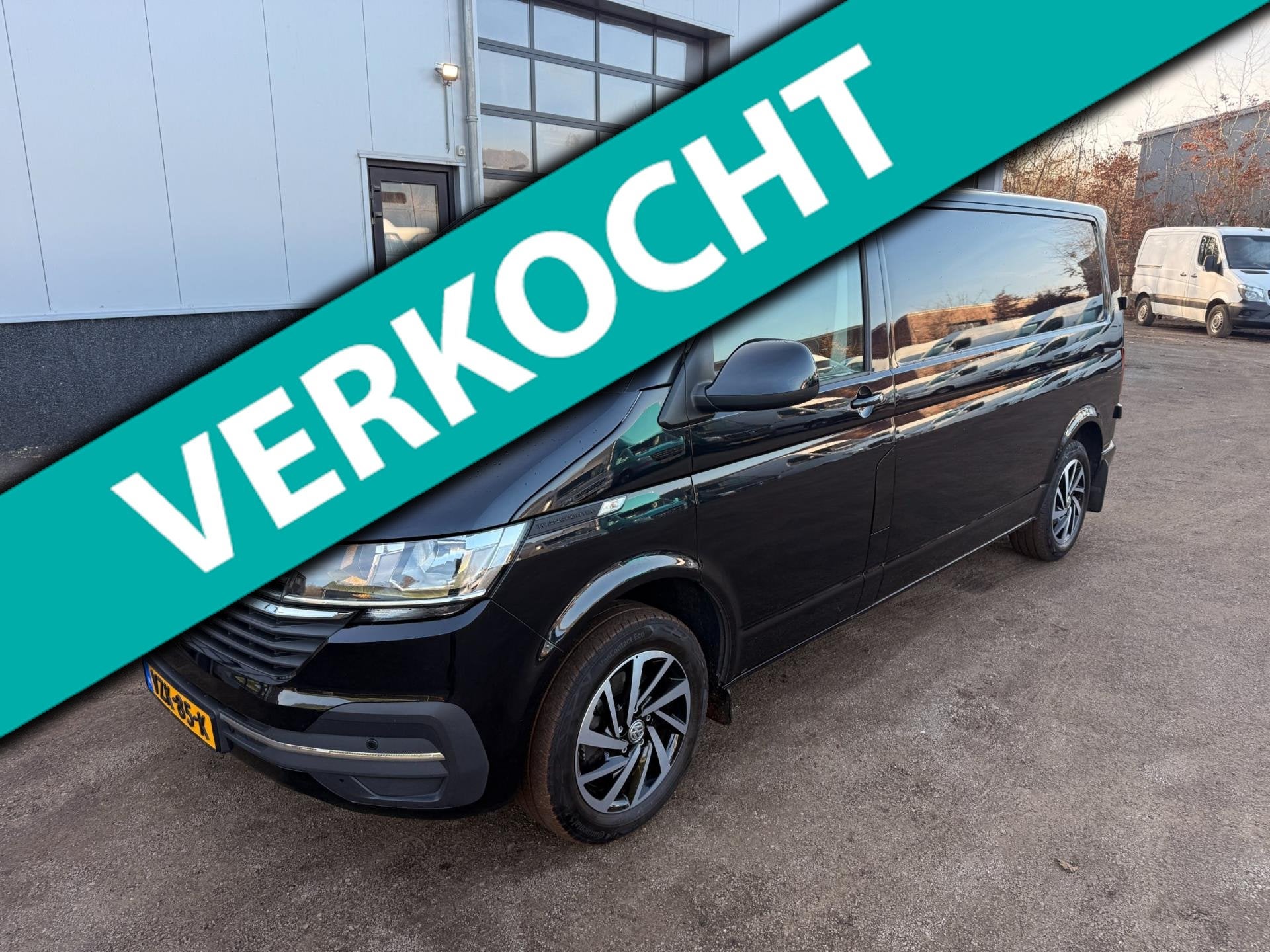 Volkswagen Transporter 2.0 TDI 150PK L2H1 Navi / Trekhaak, Voorwielaandrijving, Gebruikt, Euro 6, 4 cilinders