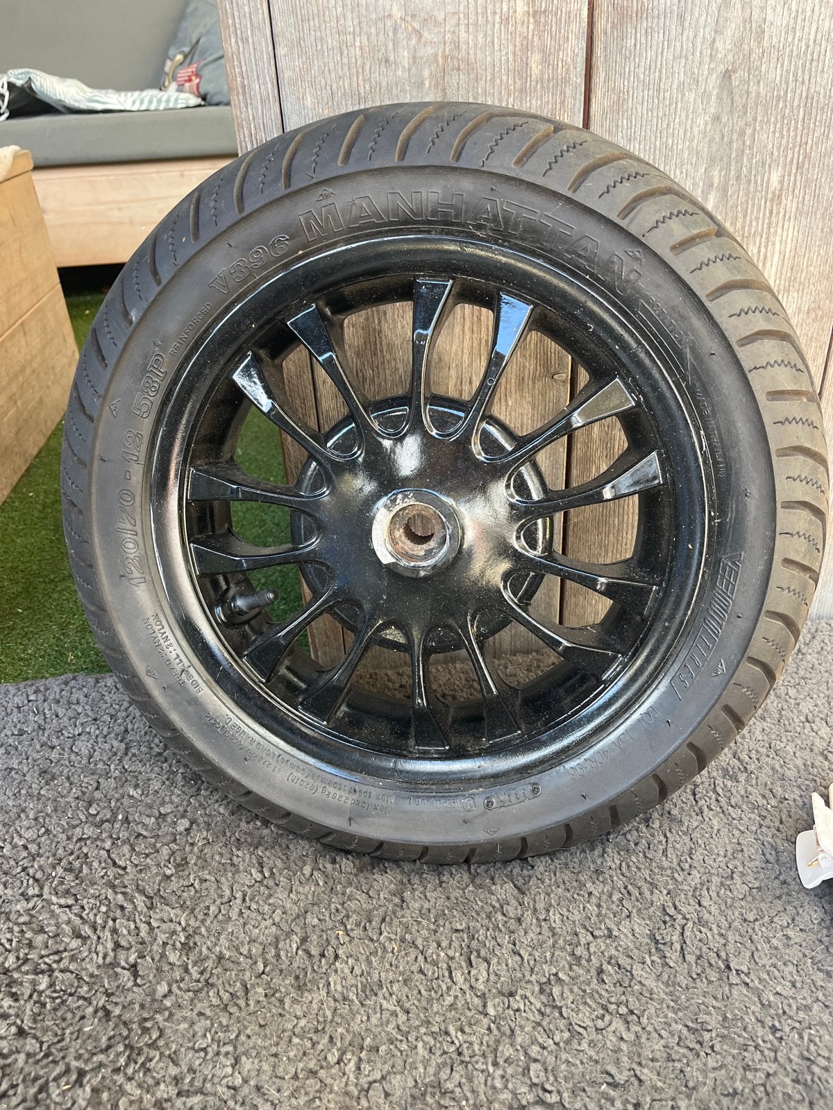Achterband Vespa S 120/70-12 met velg, Ophalen, Gebruikt, Overige typen, Vespa