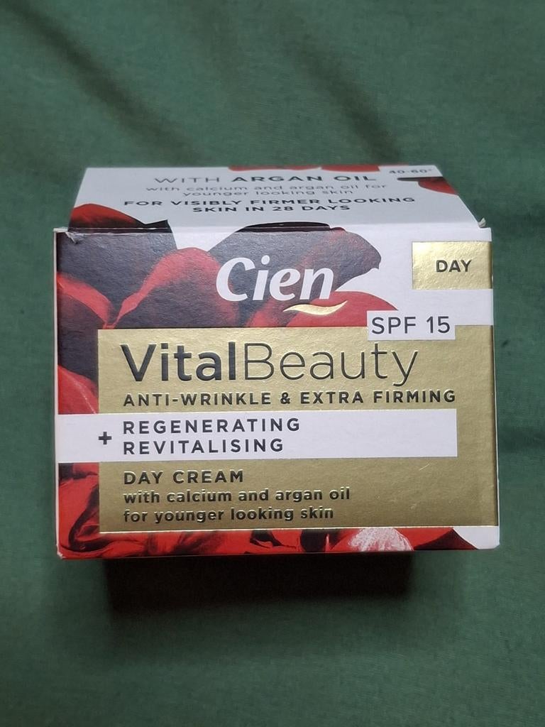 Cien Vital Beauty Dagcrème Anti-Rimpel & Verstevigend SPF15, Ophalen of Verzenden, Nieuw, Gehele gezicht, Verzorging