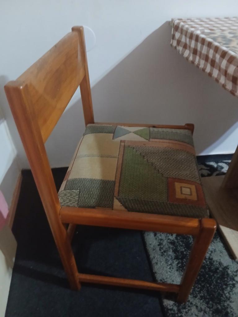 Houten eettafel met vierkante vorm, Gebruikt, 50 tot 100 cm, Modern, functioneel, Vierkant
