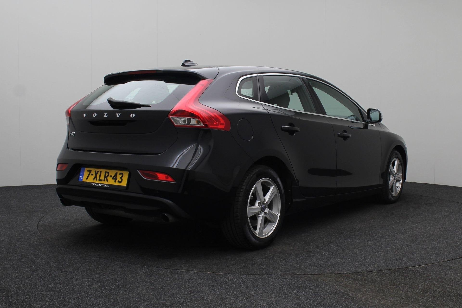 Volvo V40 1.6 T2 Momentum 2014 | 1e Eigenaar | Trekhaak Afne, Voorwielaandrijving, Stof, Gebruikt, 4 cilinders