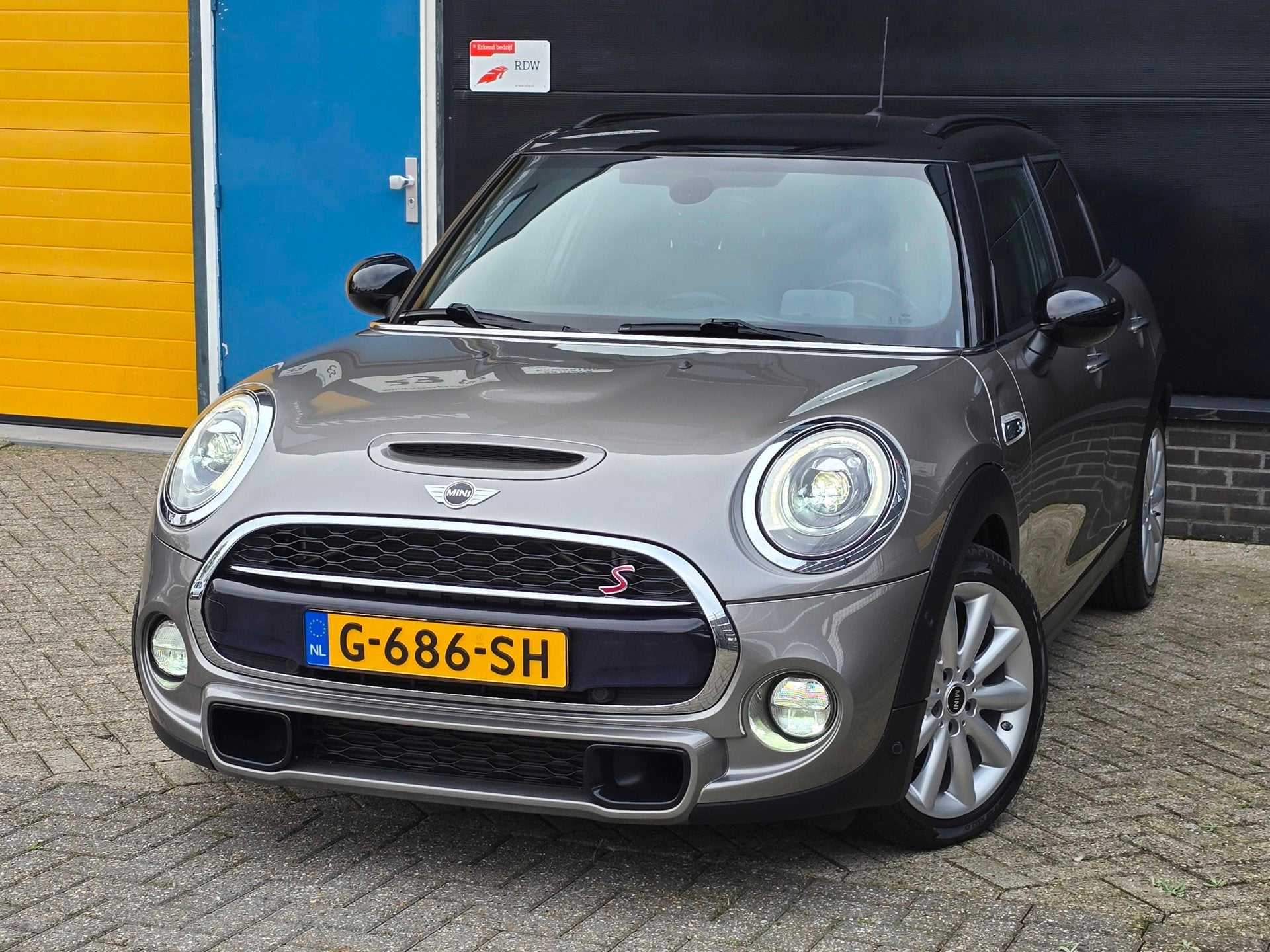 Mini 5-Deurs 2.0 Cooper S Chili Serious Business / AUT / 5 D, Gebruikt, Euro 6, Leder, Bedrijf