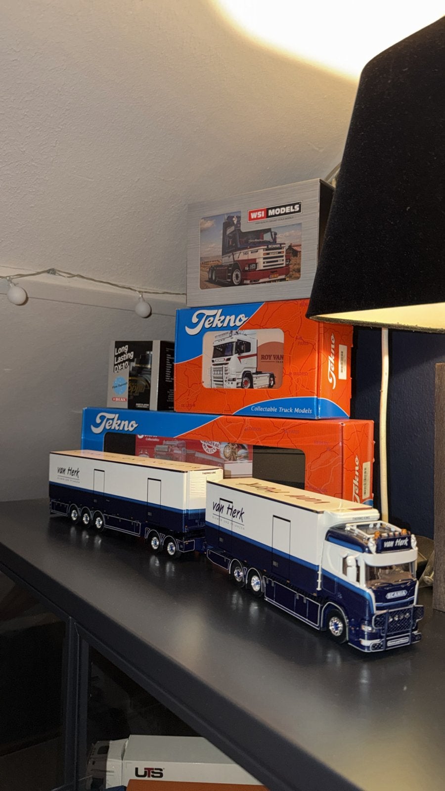 Tekno Scania lzv van Herk modelvrachtwagen, Ophalen, Zo goed als nieuw, Bus of Vrachtwagen