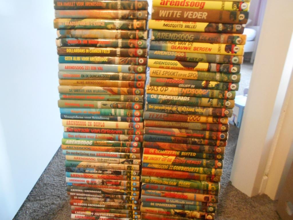 P Nowee Arendsoog serie compleet deel 1 t/m 63 + Extra, Boeken, Ophalen of Verzenden, Zo goed als nieuw