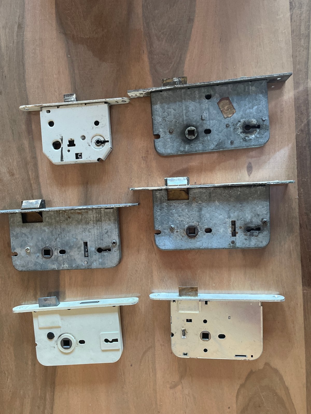 Diverse slotkasten groot en klein (zonder sleutels), Ophalen, Gebruikt, IJzer, Slot