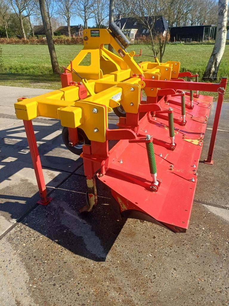 Zibo rugvormer aanaarder grimme aardappel rugvormer, Ophalen