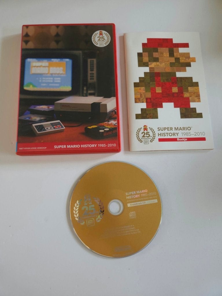 Nintendo Wii - Super Mario History 1985-2010 - 11473, Ophalen of Verzenden, Zo goed als nieuw, Sport, 3 spelers of meer