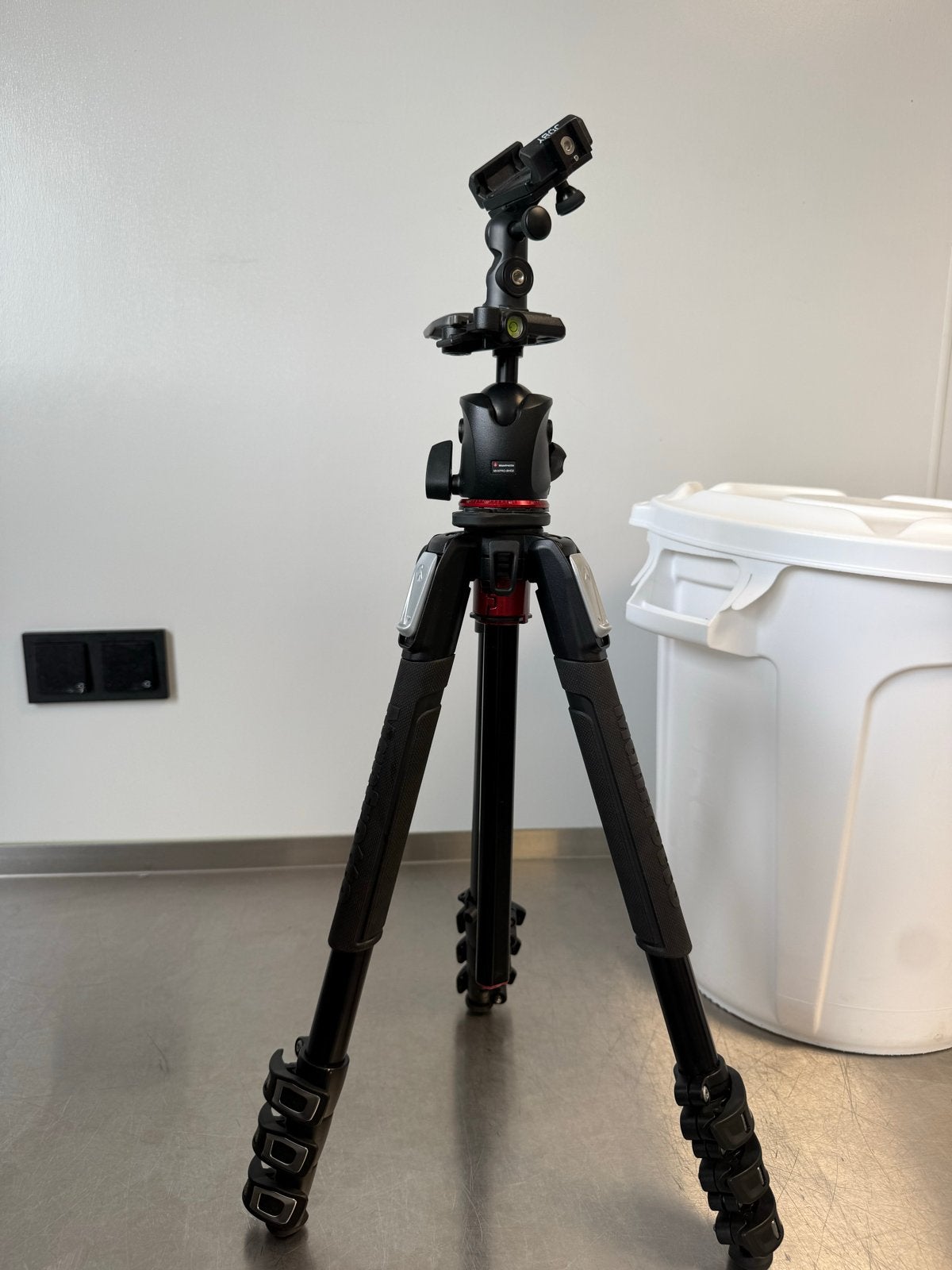 Manfrotto 190 Driepoot Statief met Balhoofd - Zo goed als ni, Audio, Tv en Foto, Fotografie | Statieven en Balhoofden, Ophalen