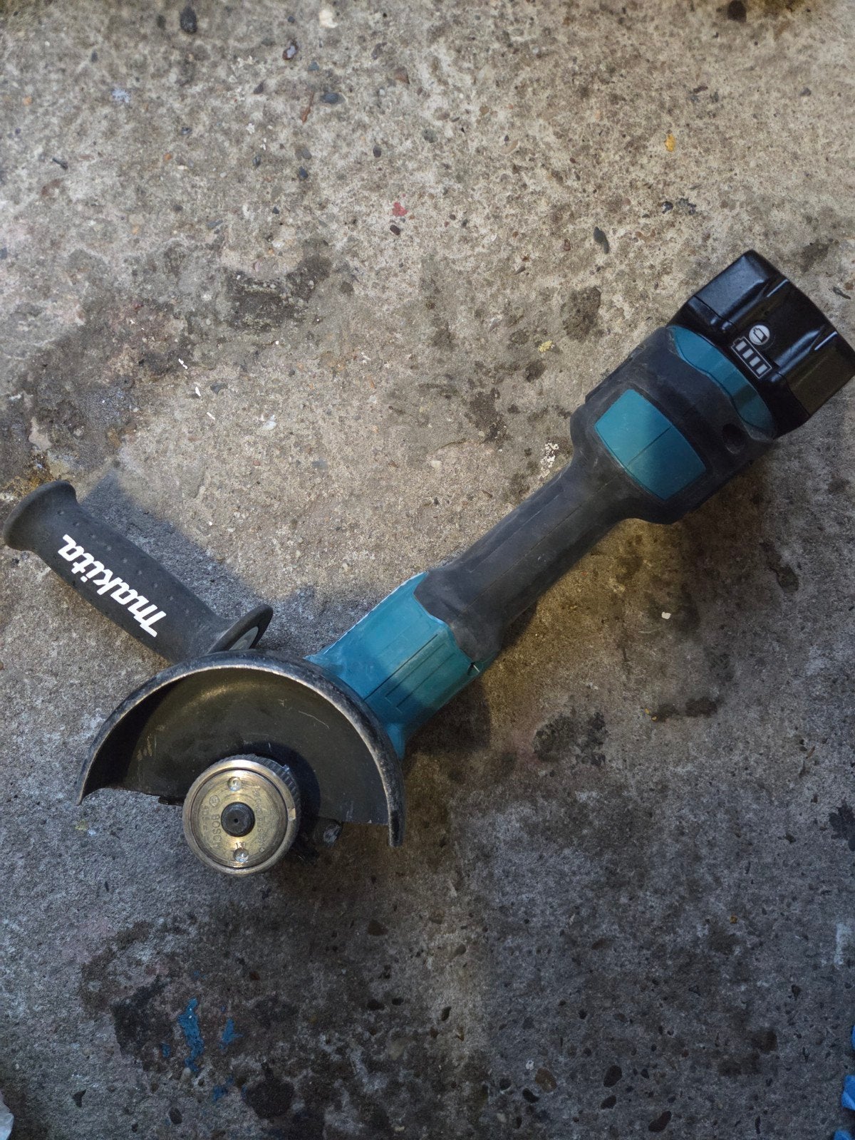makita haakseslijper.  DGA504, Ophalen of Verzenden, 1000 watt of meer, Haakse handslijpmachine