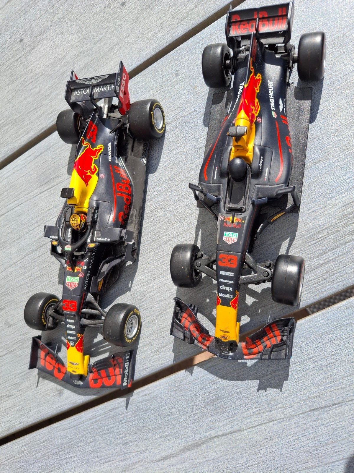 Red Bull Racing F1 modelauto's (2 stuks), Hobby en Vrije tijd, Modelauto's | 1:24, Ophalen of Verzenden, Gebruikt, Auto, Bburago